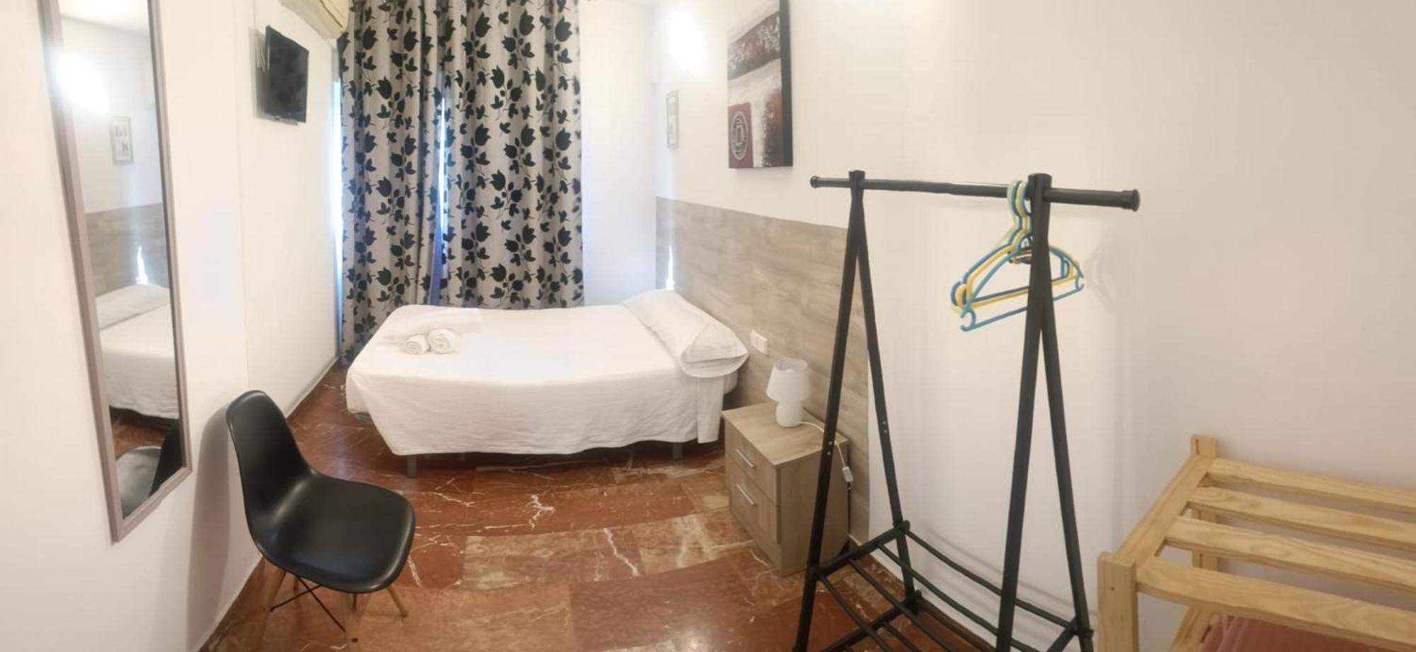Hostal Nevot Гранада Екстер'єр фото