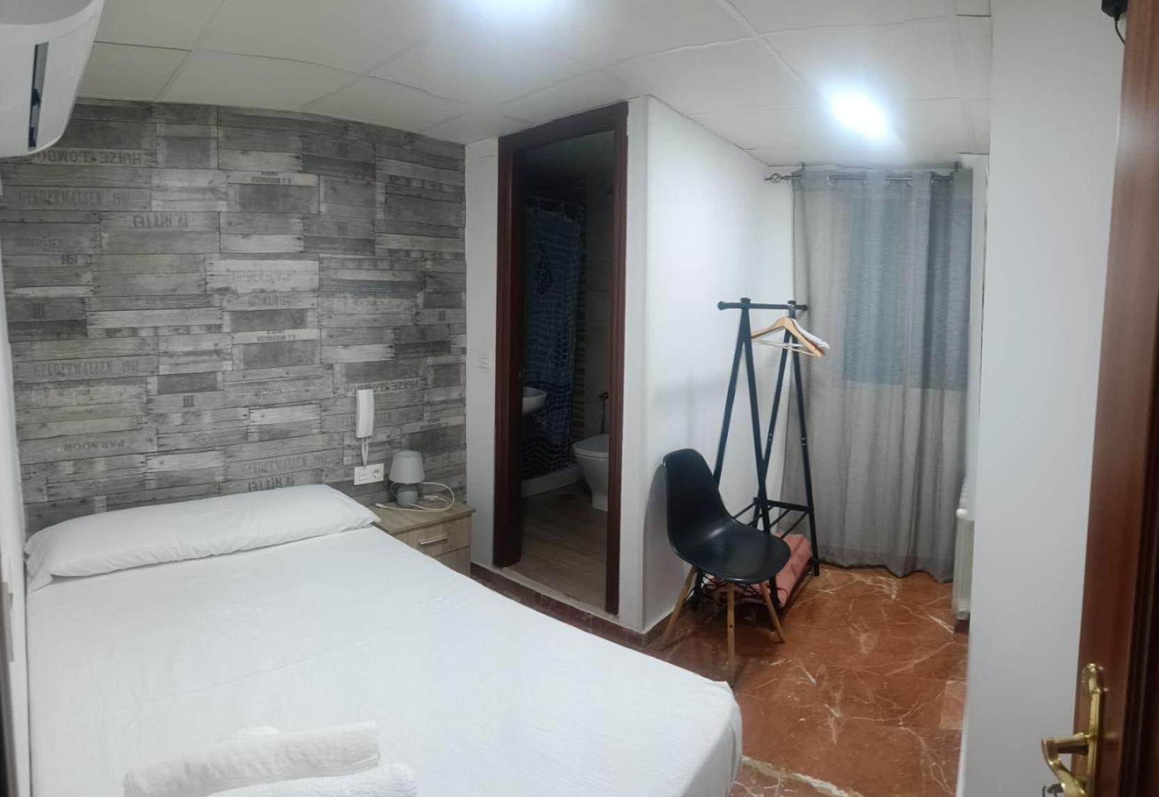 Hostal Nevot Гранада Екстер'єр фото