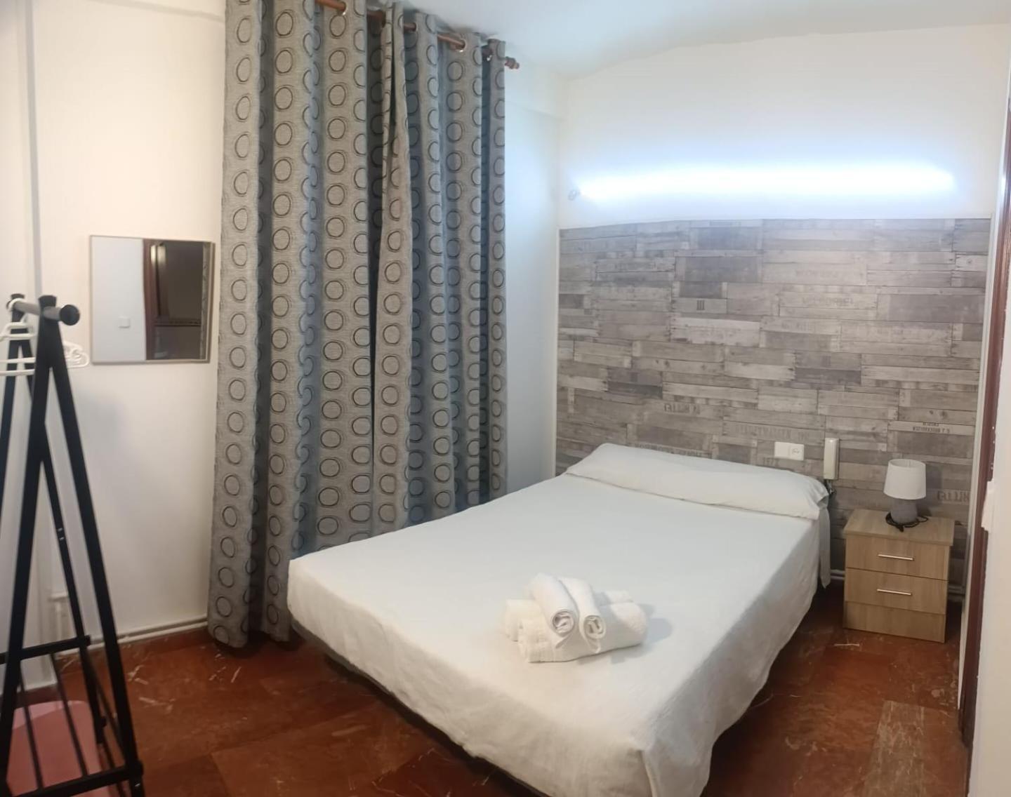 Hostal Nevot Гранада Екстер'єр фото